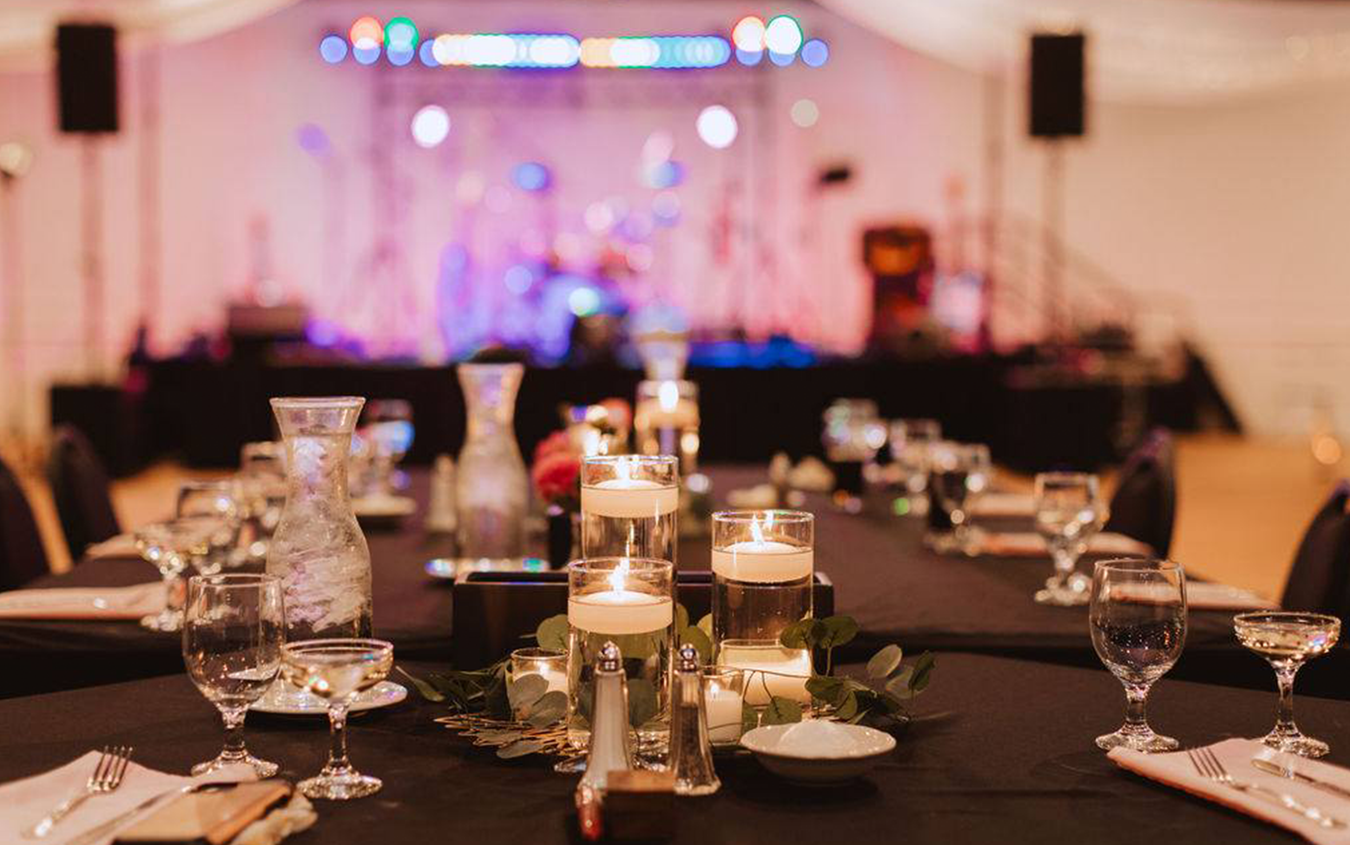 Event Décor & Table Accents